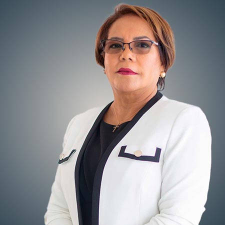 Honduras Maria Irias Socia Directora